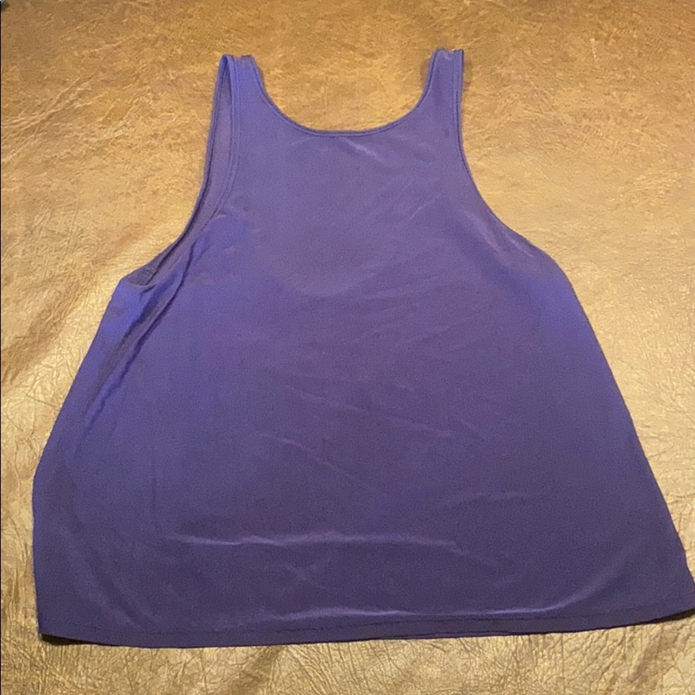 Lululemon tank